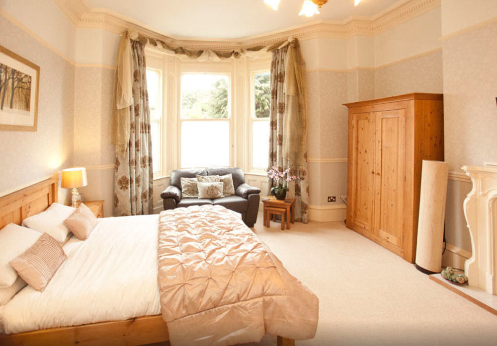 Bishops Guest Accommodation ยอร์ค ภายนอก รูปภาพ